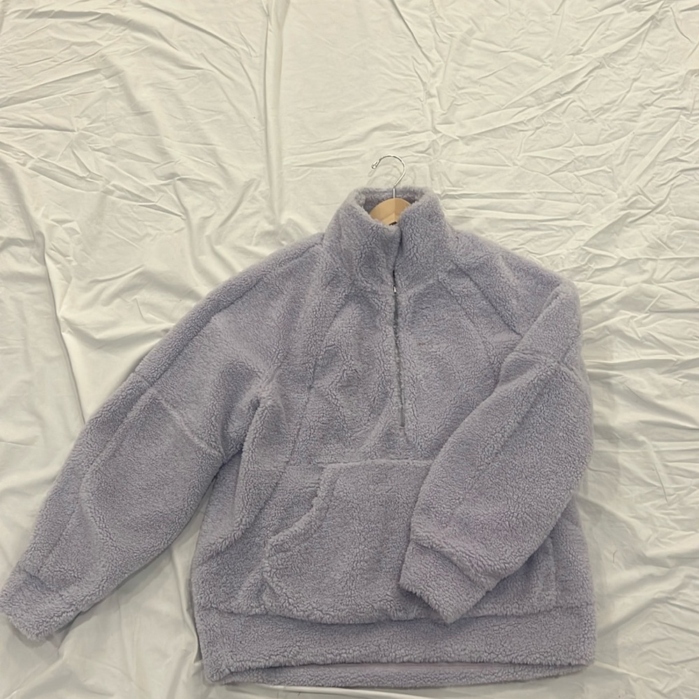 Lululemon Fuzzy Scuba, Size M/L, Purple